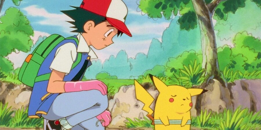 Ash agachado diante de um Pikachu emburrado no episódio 1 ("Eu escolho você!")
