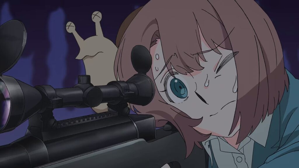 Cena oficial da Teaser PV de Happy Kanako's Killer Life: Kanako, suando de nervoso, mira com um fuzil de precisão, com uma lesma pousada na luneta