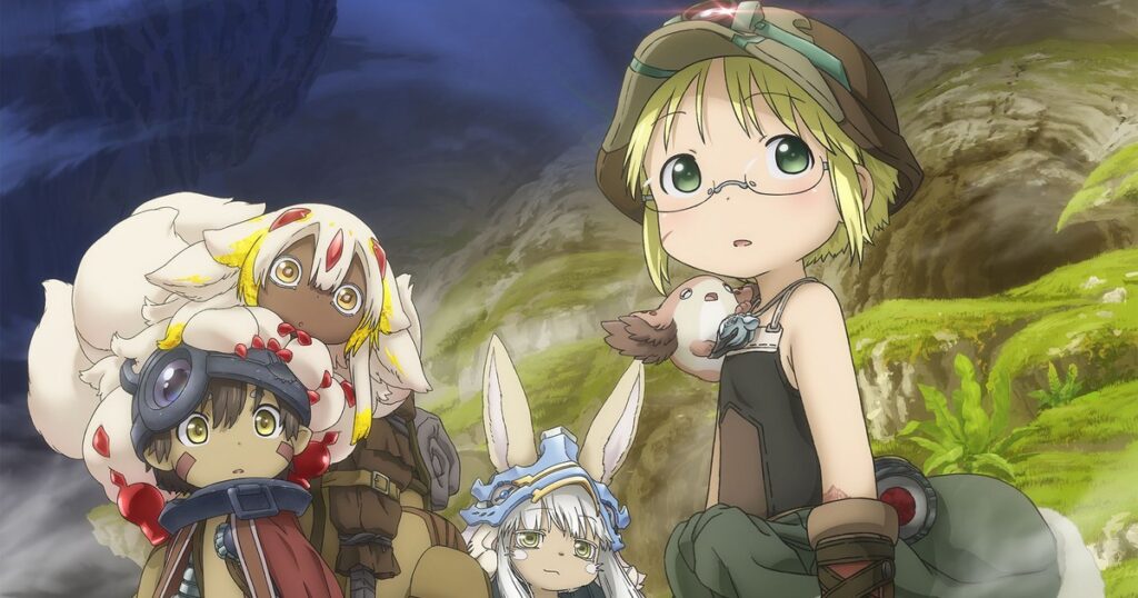 Riko, Reg, Nanachi e Faputa olham para o alto num barranco verde do Abismo, na key visual oficial do filme Made in Abyss: Mezameru Shinpi
